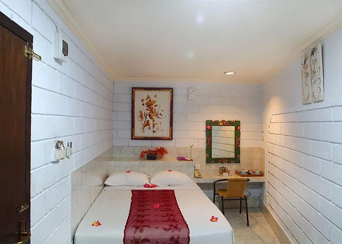 Vilarisi 3* Legian (Bali)