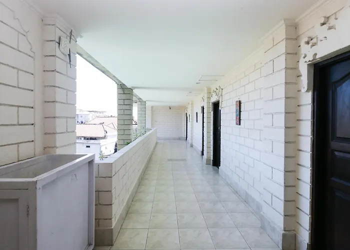 Vilarisi 3*